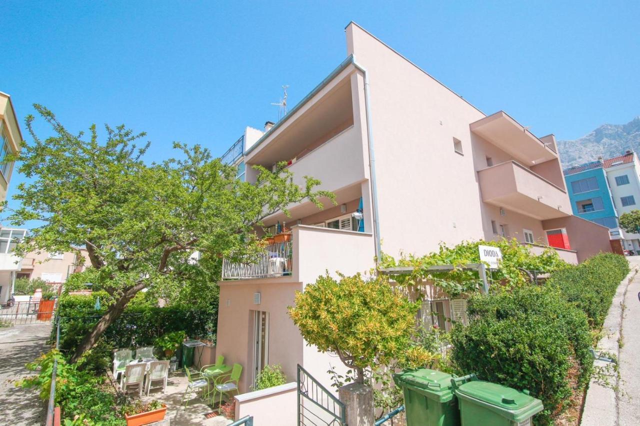 Studio Laura-Spacious Studio On The Main Beach Makarska Exterior photo