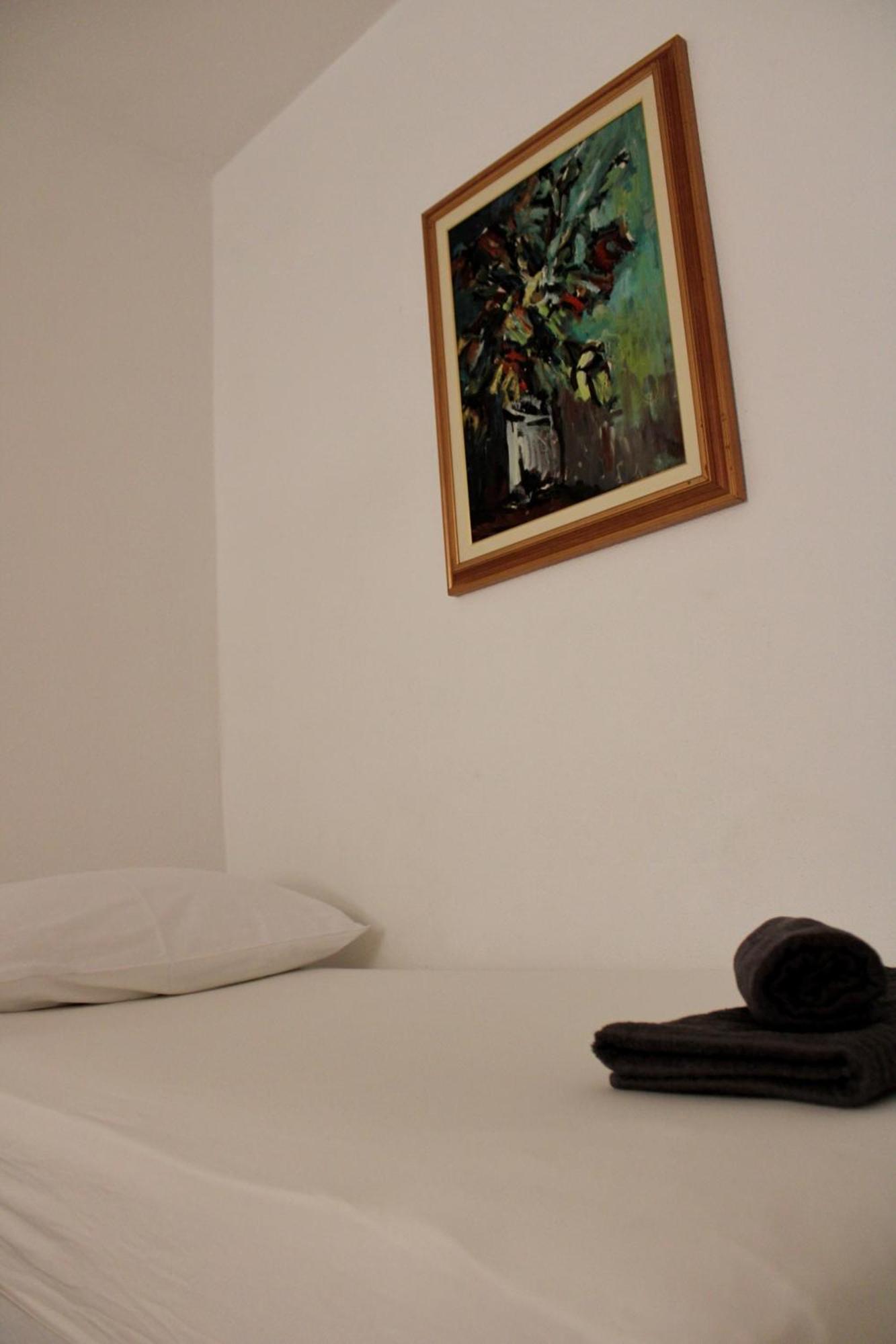 Studio Laura-Spacious Studio On The Main Beach Makarska Exterior photo